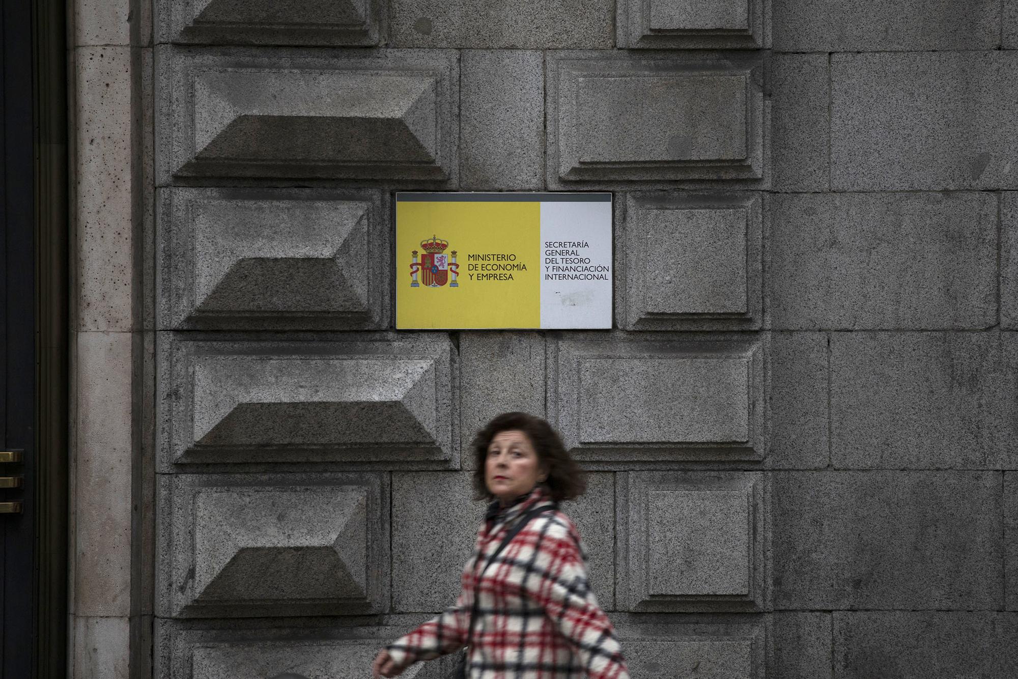 Ministerio de Economia y Empresa cartel